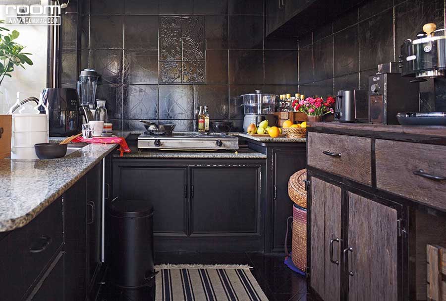 แบบห้องครัวสีดำ