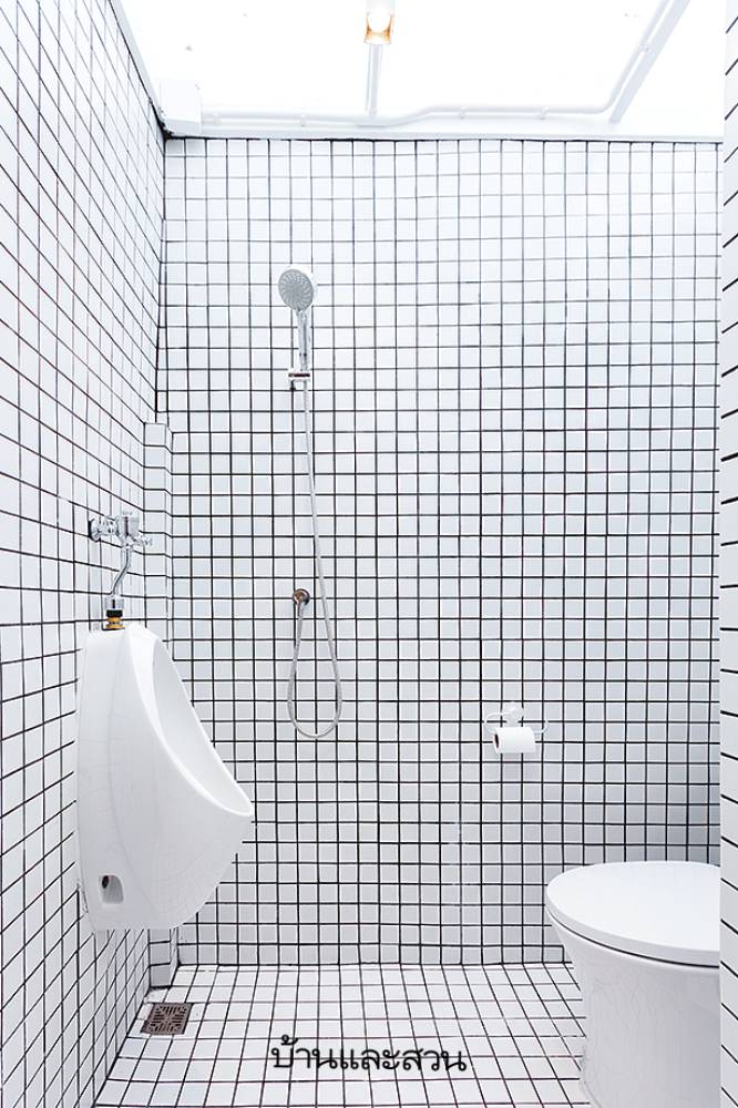 แบบห้องน้ำ ห้องน้ำสีขาว แปลงโฉมทาวน์เฮ้าส์เก่า บ้านสไตล์มินิมัล รีโนเวตทาวน์เฮ้าส์เก่า บ้านมินิมัล