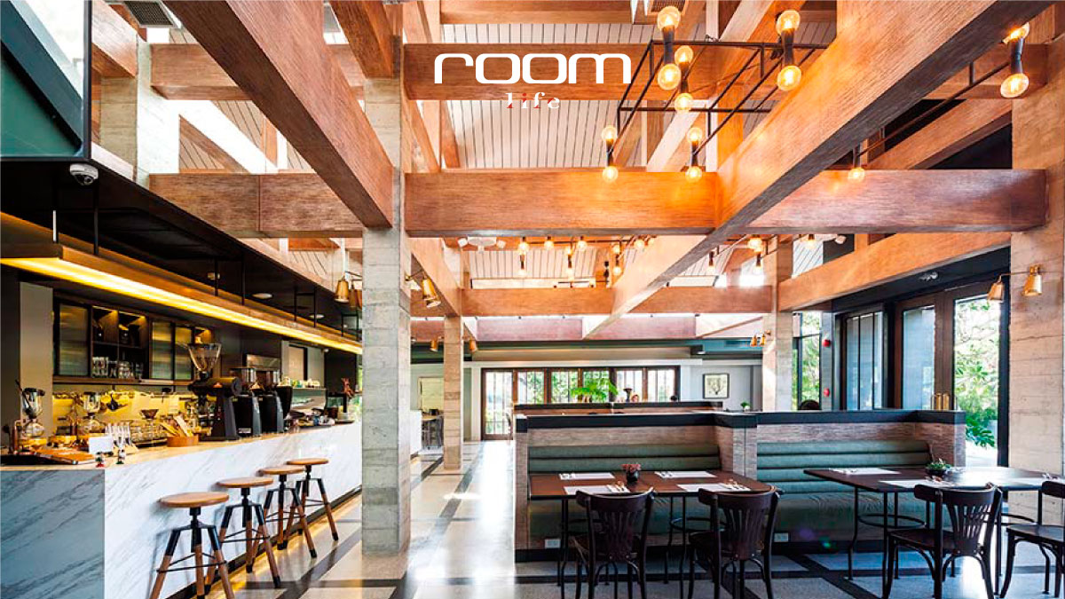 THE HUB CAFE AND EATERY ผู้คน ต้นไม้ และแสงแดด room life