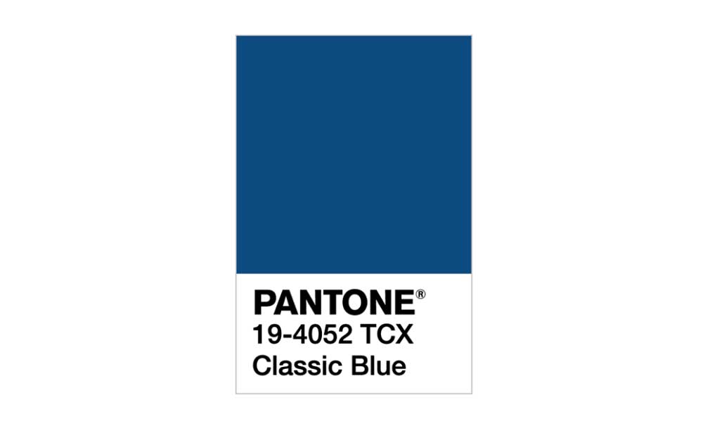 ดอกไม้สีน้ำเงิน pantone 2020