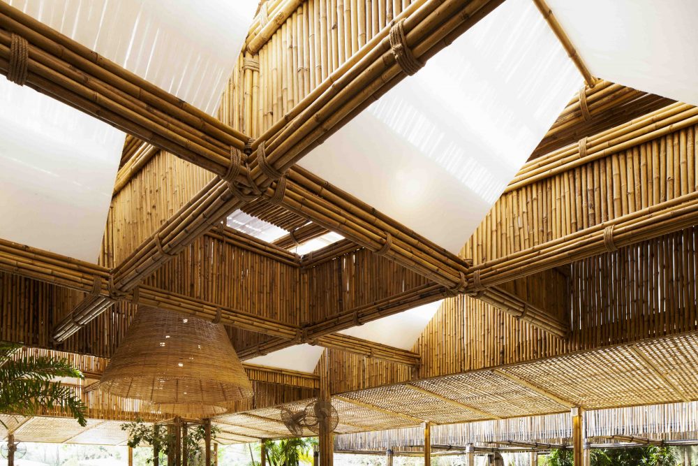 ARROM ORCHID ร้านอาหารเชียงใหม่ สถาปัตยกรรมไม้ไผ่ ร้านอาหารไม้ไผ่