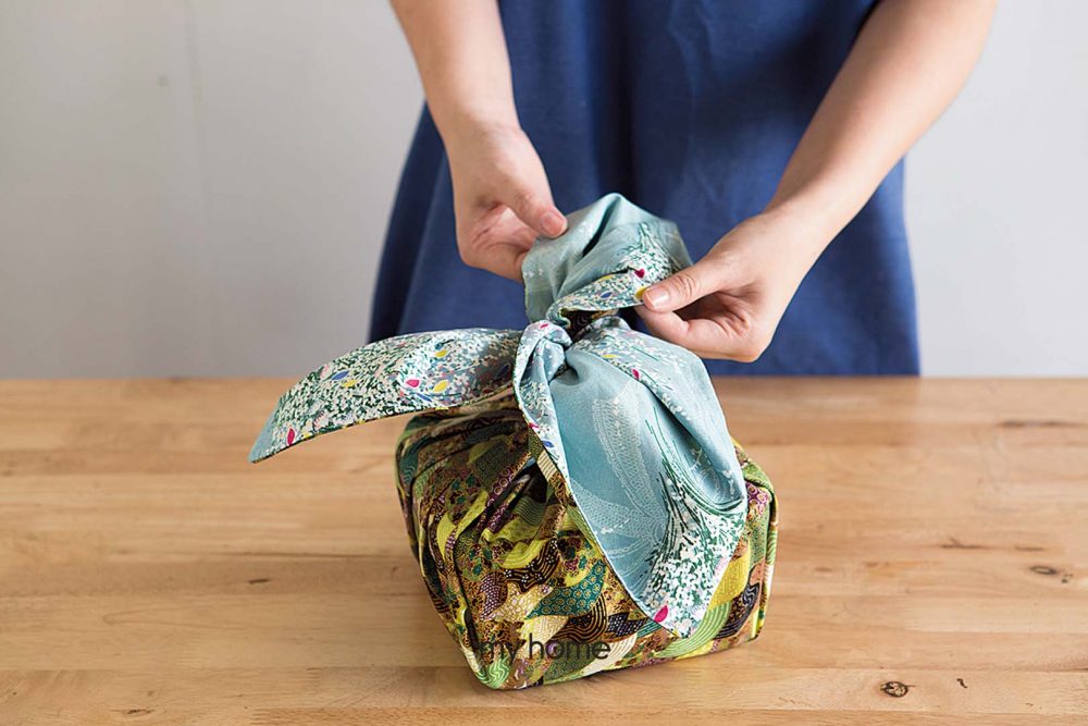 ศิลปะการห่อผ้าแบบญี่ปุ่น