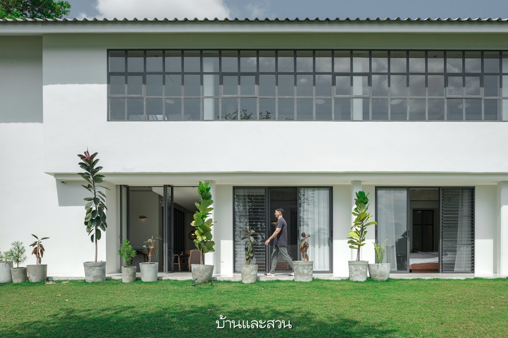 whiteriverhouse บ้านสีขาว