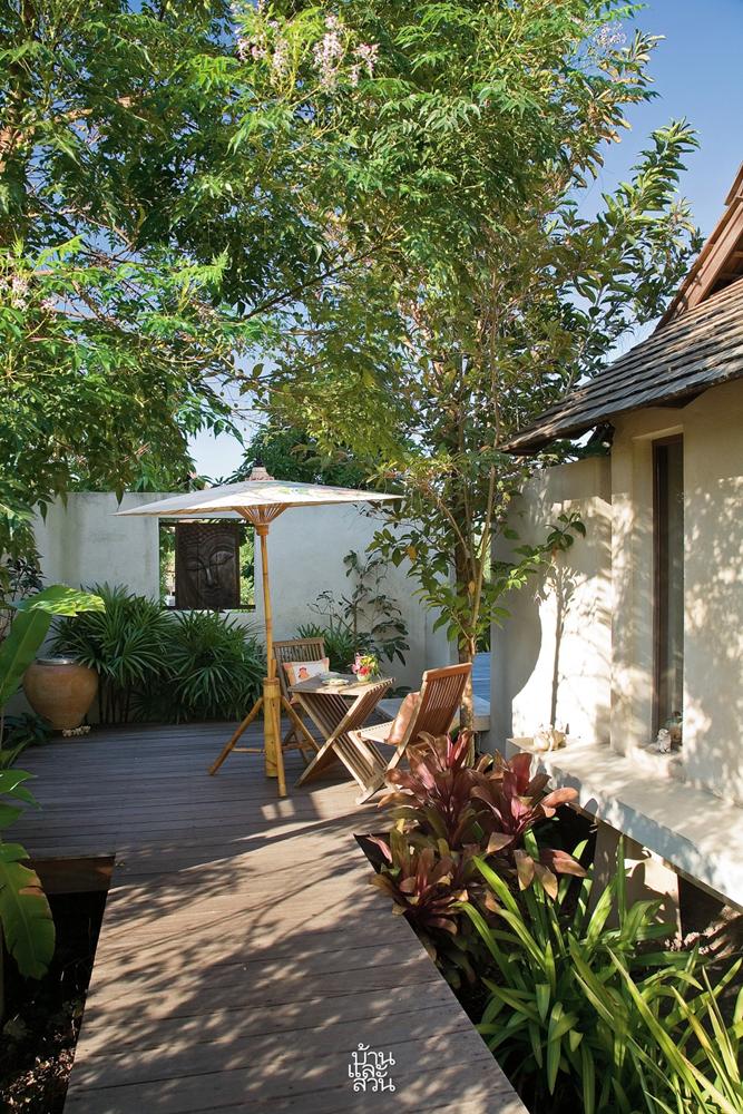 บ้านชั้นเดียวริมแม่น้ำ