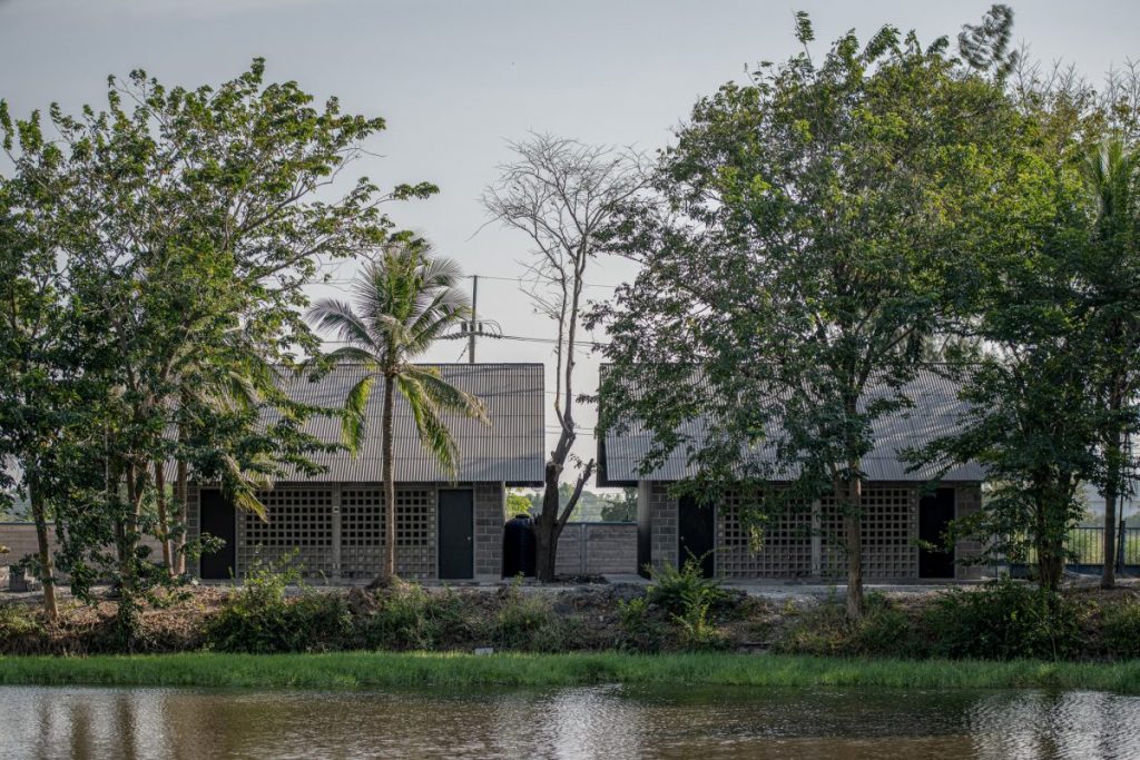 บ้านอิฐบล็อกสวยๆ  