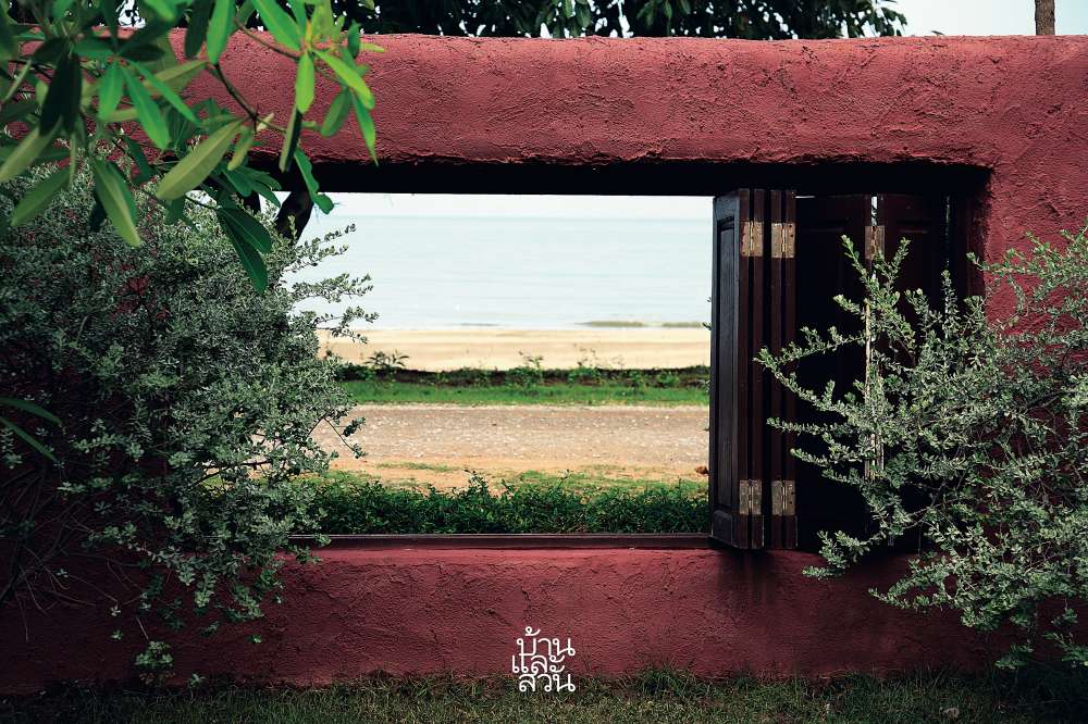 เรือนไทยริมทะเล