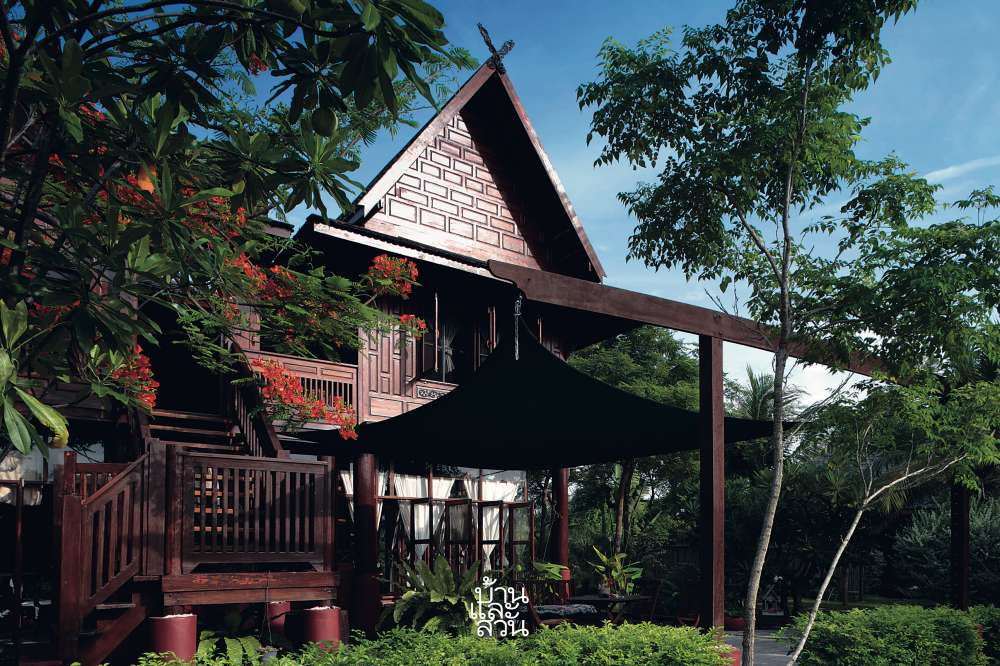 เรือนไทยริมทะเล