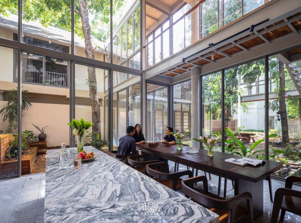 บ้านกลางป่าปลูก