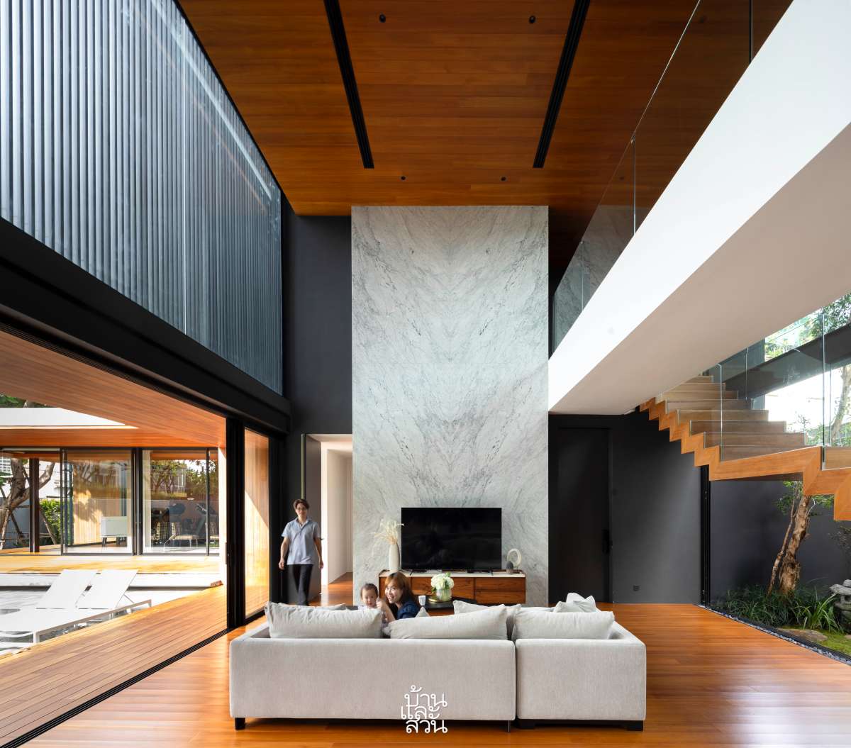 บ้านโครงสร้างคอนกรีตเสริมเหล็ก