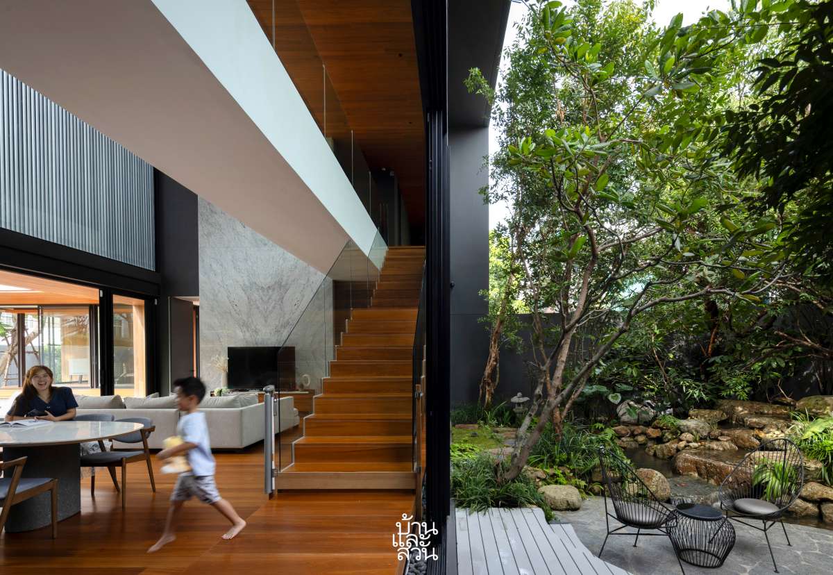 บ้านโครงสร้างคอนกรีตเสริมเหล็ก