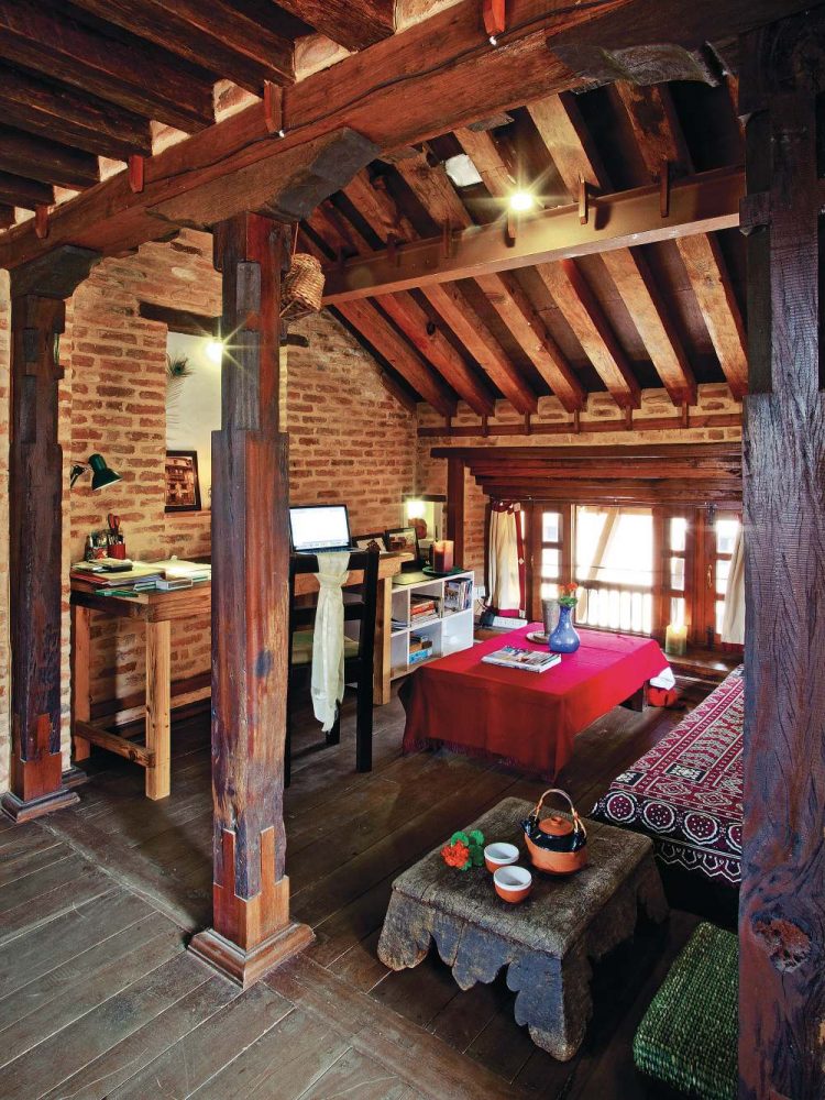 บ้านคอร์ตเก่าแก่ อายุกว่า 300 ปี แห่งเมืองปาทาน เนปาล