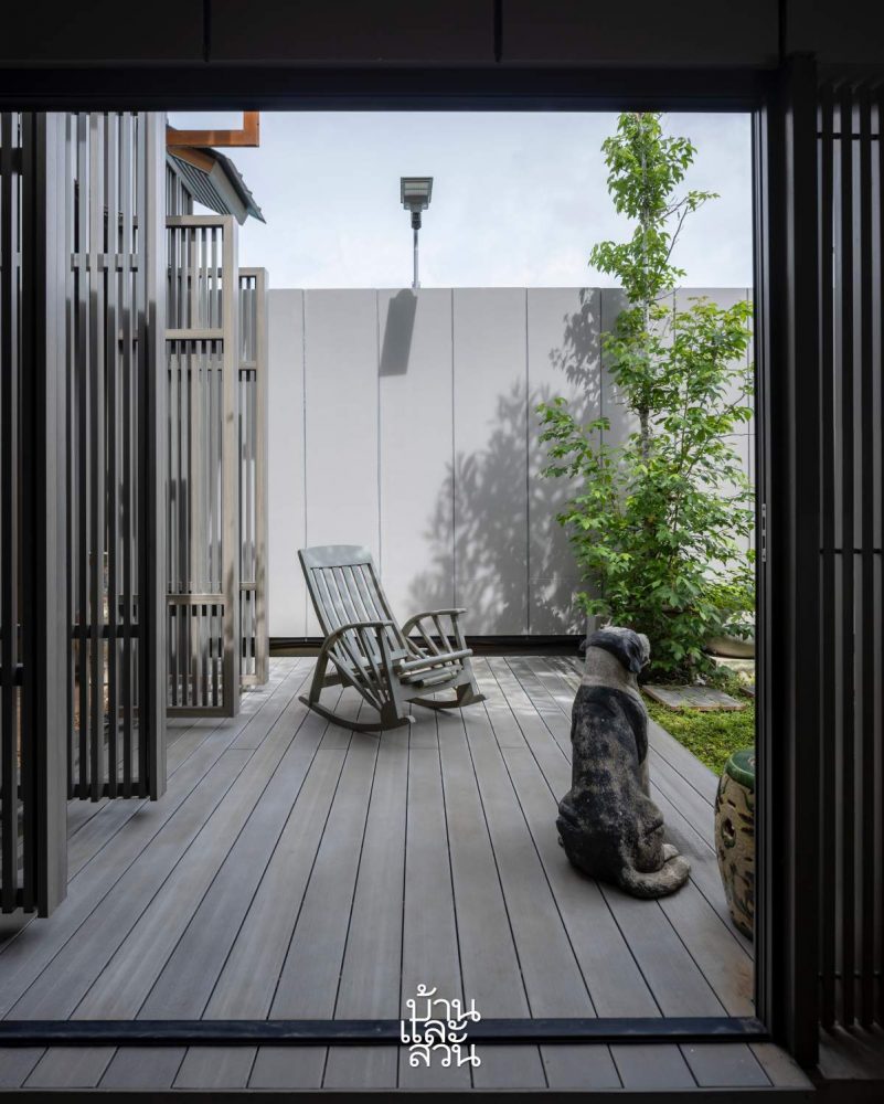 ชานหน้า บ้านแสงสบาย