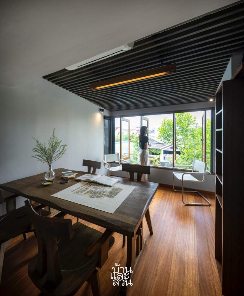 ห้องทำงาน  บ้านแสงสบาย