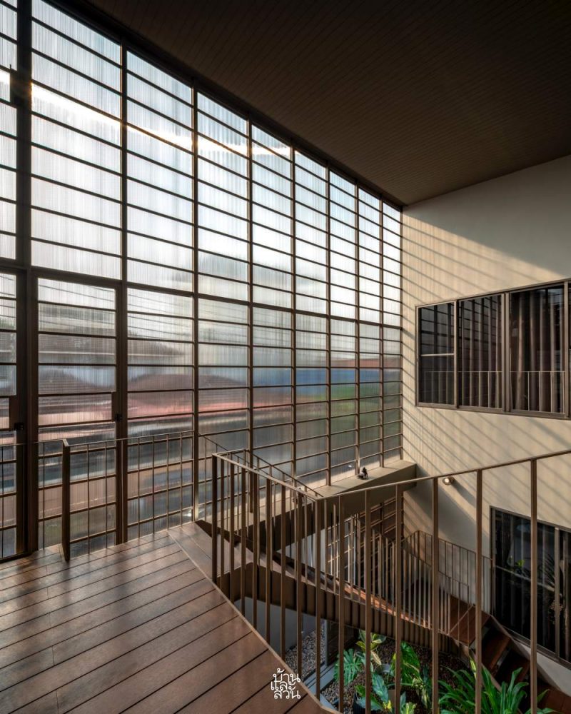 บ้านทรงกล่องรับแสงสว่าง