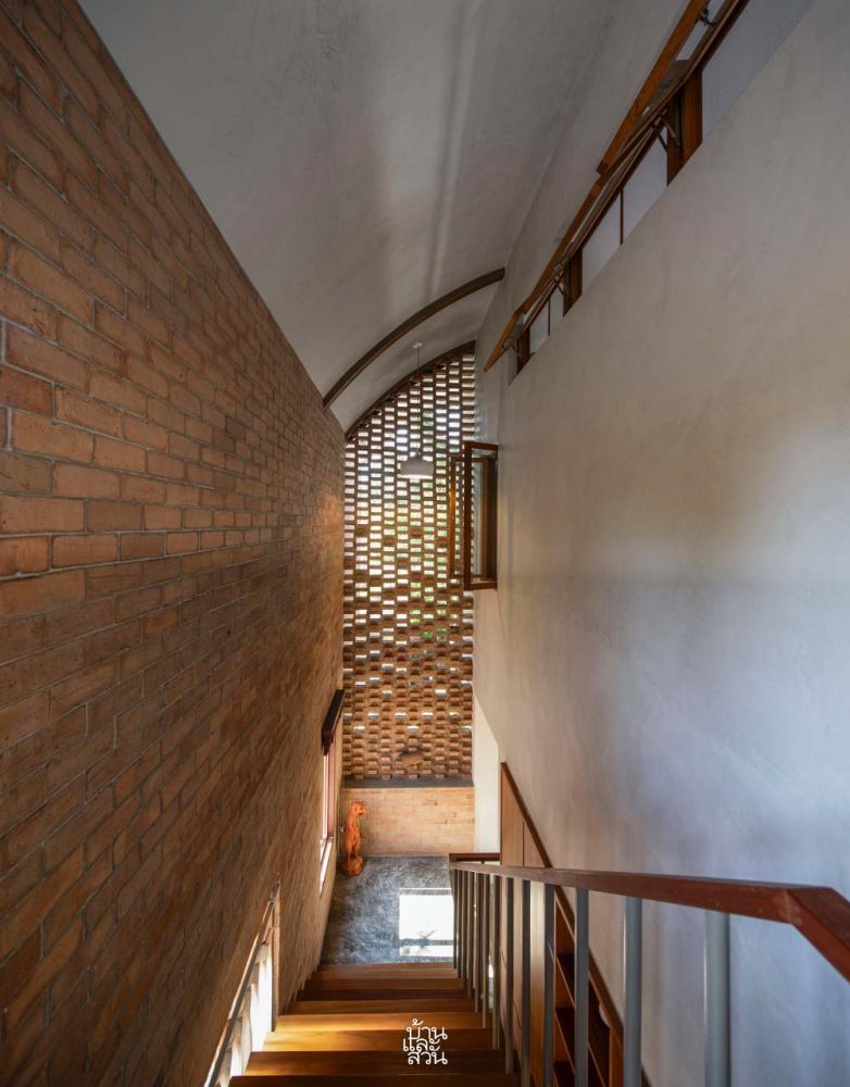 The SOULITUDE บ้านหลังคาโค้ง