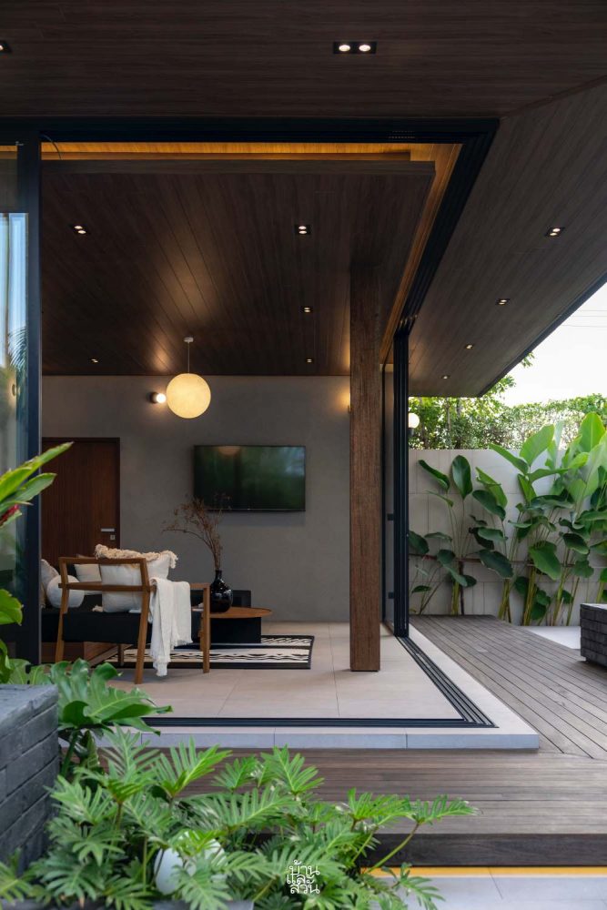 สวนหลังบ้าน 