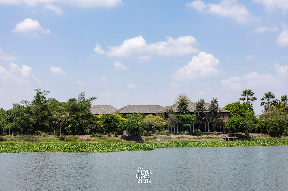 บ้านไทยริมน้ำ 