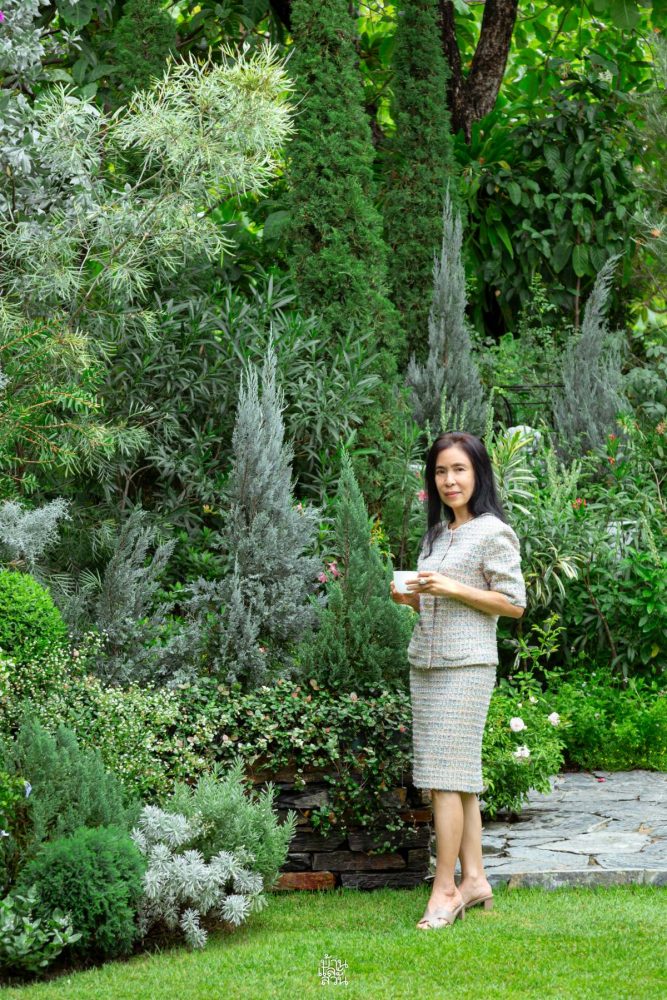 สวนสไตล์อิงลิชคอตเทจ ในบ้านจัดสรร